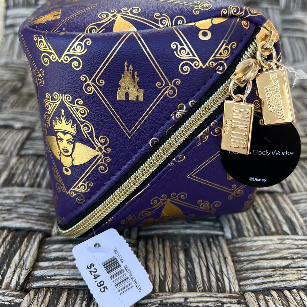Bath & Body Works Disney Villians Evil Queen Cosmetic Bag - Picture 5 of 7